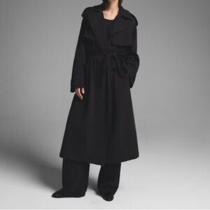 NWT! Skims boyfriend Elegant Black fleece Trench Coat